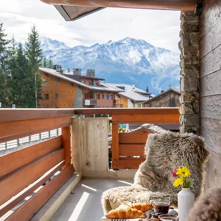 Square Poste Ferienhaus Verbier